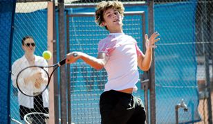 Den Ball fest im Blick: Böblingens Nummer 1, Aaron Funk.